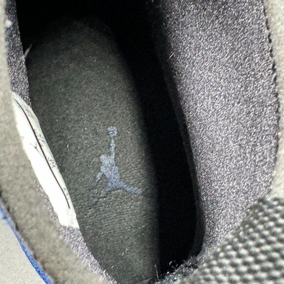 Air Jordan 1 Ultra High 'Royal' - Picture 4 of 9